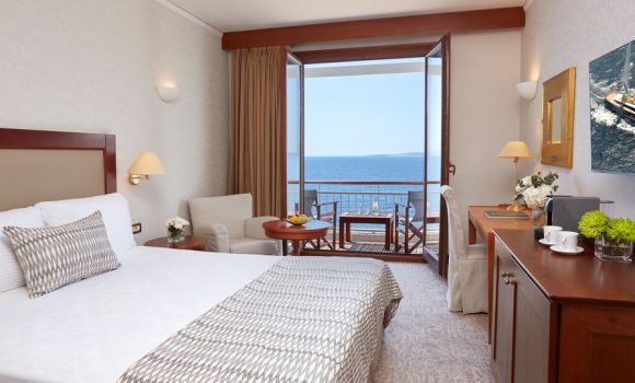 LUXURY SEA VIEW ROOMS