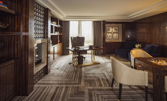 L'Ermitage Suite