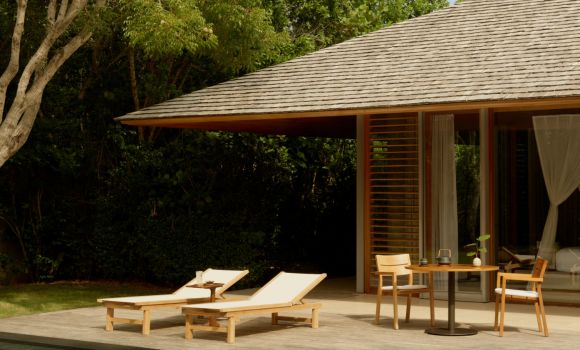 Deluxe Pool Pavilion