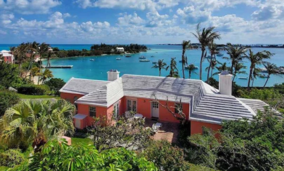 Three Bedroom Full-Kitchen Water View Cottage