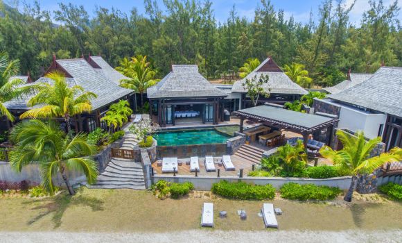 Grand Beachfront Villa