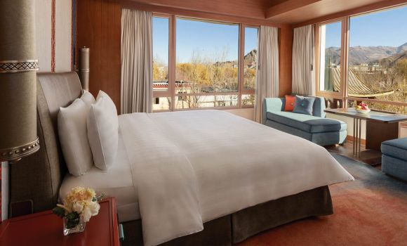Premier Room