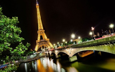 Night Paris in a car with a walk on a Sene ship (France)