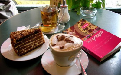 Кофейня Slavia (Prague, Czech)