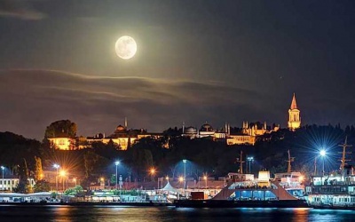 Turkish night in Bosphore (Turkey)