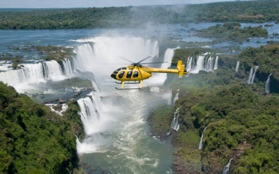 Helicopter tour of Iguasou waterfalls