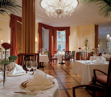 Фото Hotel Taschenbergpalais Kempinski 10
