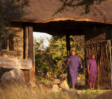 Photo Four Seasons Safari Lodge (Танзания, Национальный парк Серенгети) 24
