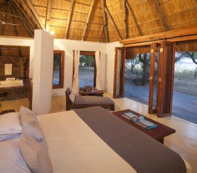 Photo Luangwa River Lodge (Замбия, Национальный парк Южная Луангва) 17