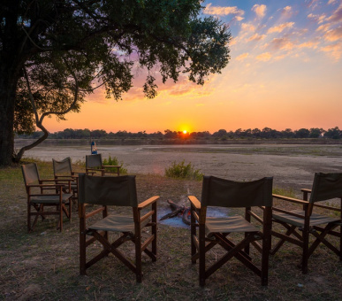 Photo Luangwa River Lodge (Замбия, Национальный парк Южная Луангва) 15