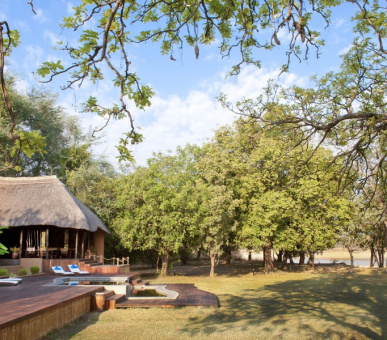 Photo Luangwa River Lodge (Замбия, Национальный парк Южная Луангва) 14