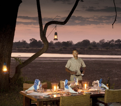 Photo Luangwa River Lodge (Замбия, Национальный парк Южная Луангва) 9