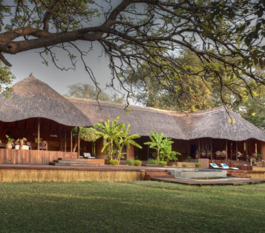 Фото Luangwa River Lodge (Замбия, Национальный парк Южная Луангва) 8