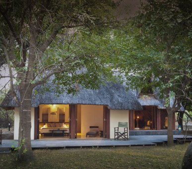 Photo Luangwa River Lodge (Замбия, Национальный парк Южная Луангва) 7