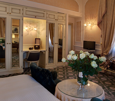 Фото Grand Hotel Majestic gia Baglioni (Италия, Флоренция) 25