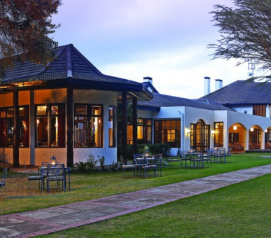 Photo Fairmont Mount Kenya Safari Club  (Кения, Национальный заповедник Масаи Мара) 5