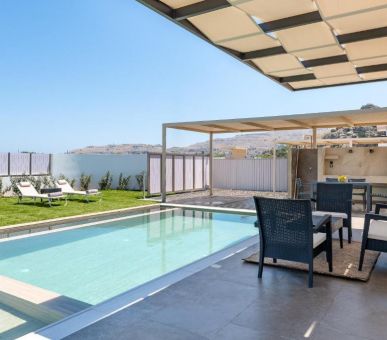 Фото SunRays Villa 3