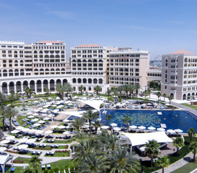 Фото The Ritz Carlton Abu Dhabi Grand Canal (ОАЭ, Абу-Даби) 39