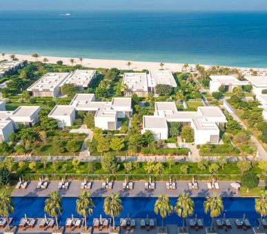 Фото Al Zorah Beach Resort 2