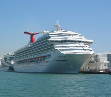 Photo Лайнер Carnival Freedom (Морские круизы, Carnival Cruise Line) 7