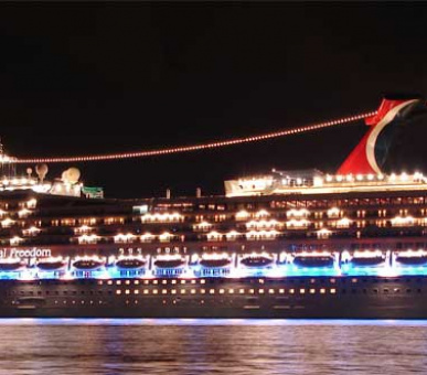Фото Лайнер Carnival Freedom (Морские круизы, Carnival Cruise Line) 5