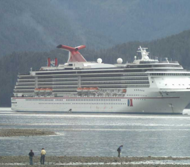 Photo Лайнер Carnival Spirit (Морские круизы, Carnival Cruise Line) 9