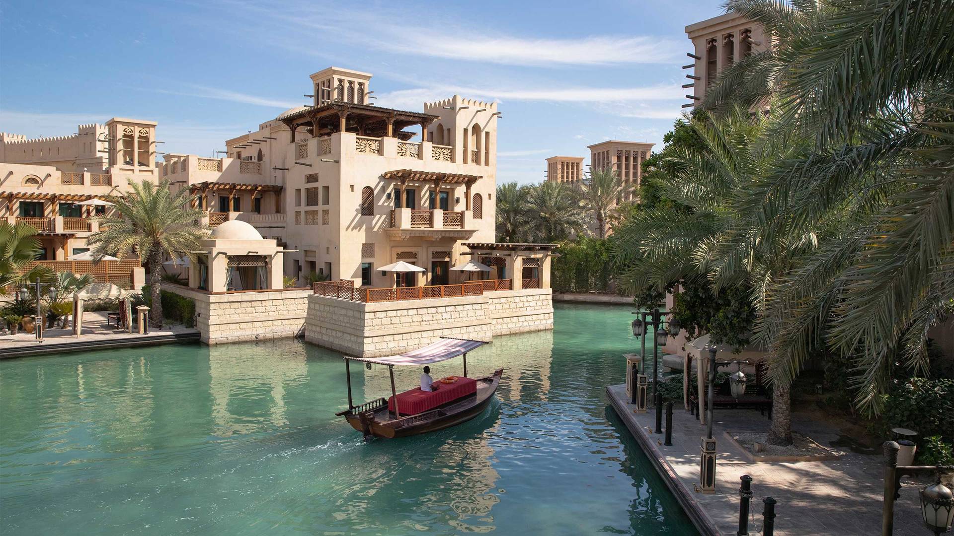 Madinat jumeirah. Мадинат отель Дубай. Мадинат Джумейра Дубай. Дар Аль Масяф Мадинат Джумейра. Madinat Jumeirah 5 Дубай.