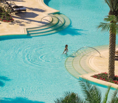 Photo Four Seasons Resort Dubai at Jumeirah Beach (Дубаи, Джумейра) 14
