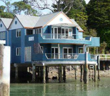 Photo The Boathouse Luxury Apartments (Новая Зеландия, Бей-оф-Айлендс) 1