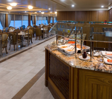 Image Лайнер Insignia (Круизы, Oceania Cruises) 13 Photo Лайнер Insignia (Круизы, Oceania Cruises) 13