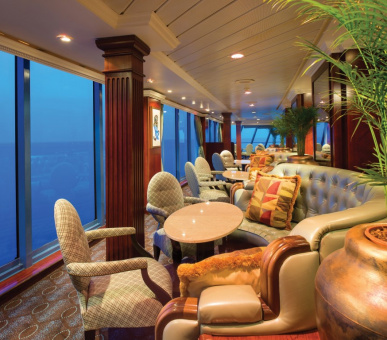 Image Лайнер Insignia (Круизы, Oceania Cruises) 5 Photo Лайнер Insignia (Круизы, Oceania Cruises) 5