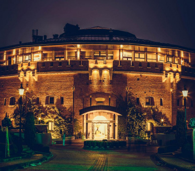 Photo Citadel Inn Hotel 1