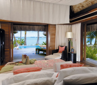 Photo The St. Regis Bora Bora Resort (Французская Полинезия, о. Бора Бора) 2