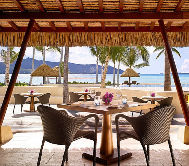 Фото Four Seasons Resort Bora Bora (Французская Полинезия, о. Бора Бора) 27