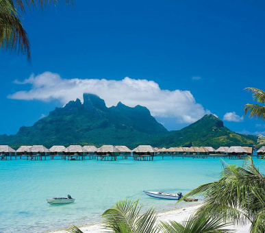 Фото Four Seasons Resort Bora Bora (Французская Полинезия, о. Бора Бора) 11