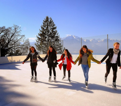 Фото Surval Montreux - International Boarding School for Girls (Швейцария, Монтре) 3