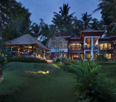 Photo Four Seasons Resort Bali at Sayan (Индонезия, Бали) 1