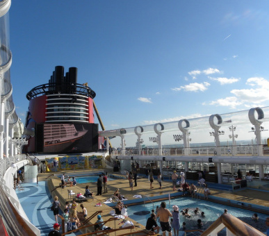 Photo Лайнер Disney Dream (Круизы, Disney Cruise Line) 4