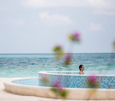 Photo InterContinental Maldives Maamunagau Resort 33