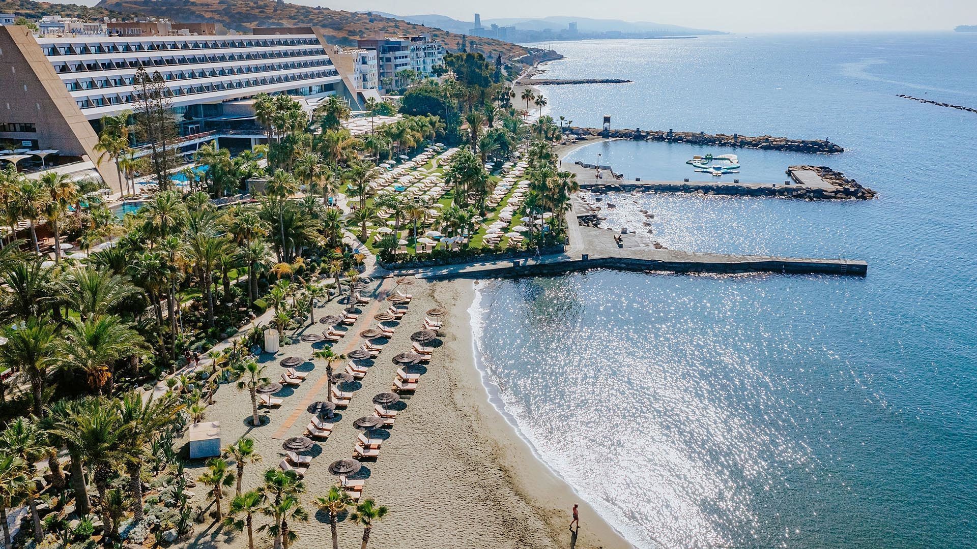 Point beach hotel отзывы. Amathus Beach Hotel Limassol. Аматус Кипр. Аматус Кипр Лимассол. Аматус отель Кипр.