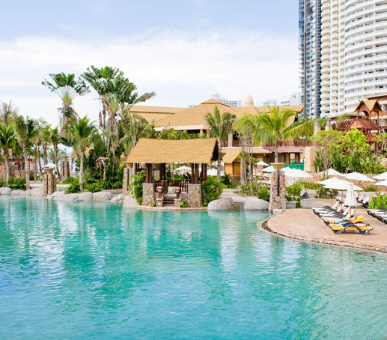 Photo Centara Grand Mirage Beach Resort Pattaya (Таиланд, Паттайя) 47
