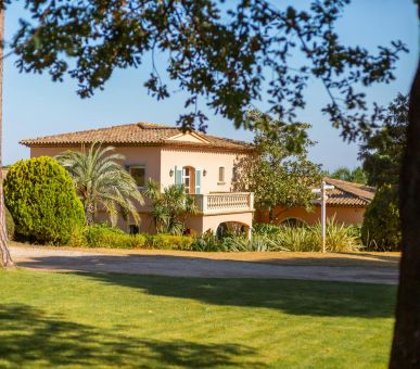 Фото Airelles Saint-Tropez Château de la Messardière 1