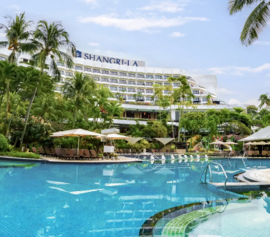 Shangri-La's Rasa Sentosa Resort
