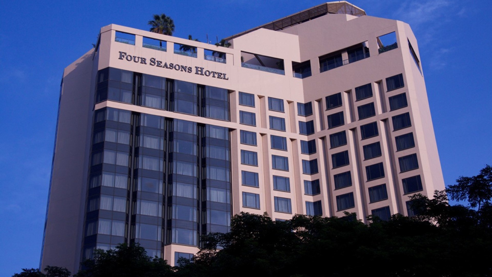 Four Seasons Hotel Singapore. Four Seasons Singapore. Four Seasons Boulevard фото. Фоур.