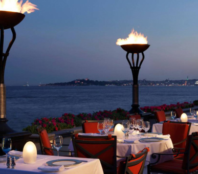Photo Four Seasons Hotel Istanbul at Bosphorus 9