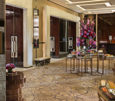 Фото Four Seasons Hotel Shanghai Pudong (Китай, Шанхай) 22