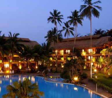 Photo Royal Palms Beach Hotel (Шри Ланка, Юго-Западное побережье) 1