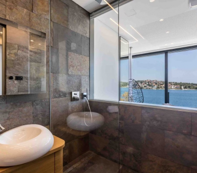 Photo Luxury Beachfront Villa Smart Sienna 3