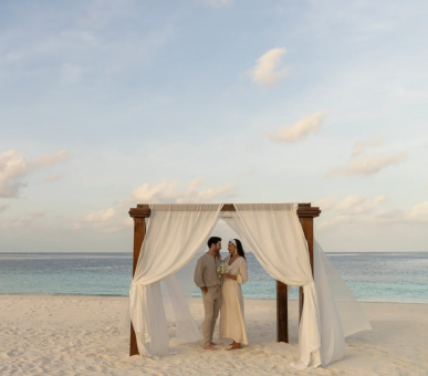 Wedding ceremony in Constance Moofushi